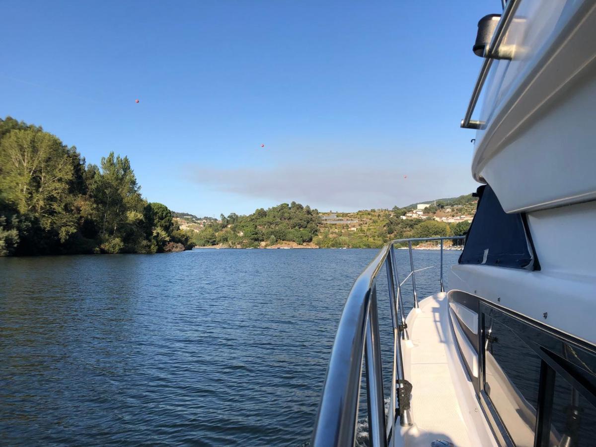 Aquadouro Yacht Radames - Sleep Boat Experience 호텔 카스텔루 지 파이바 외부 사진