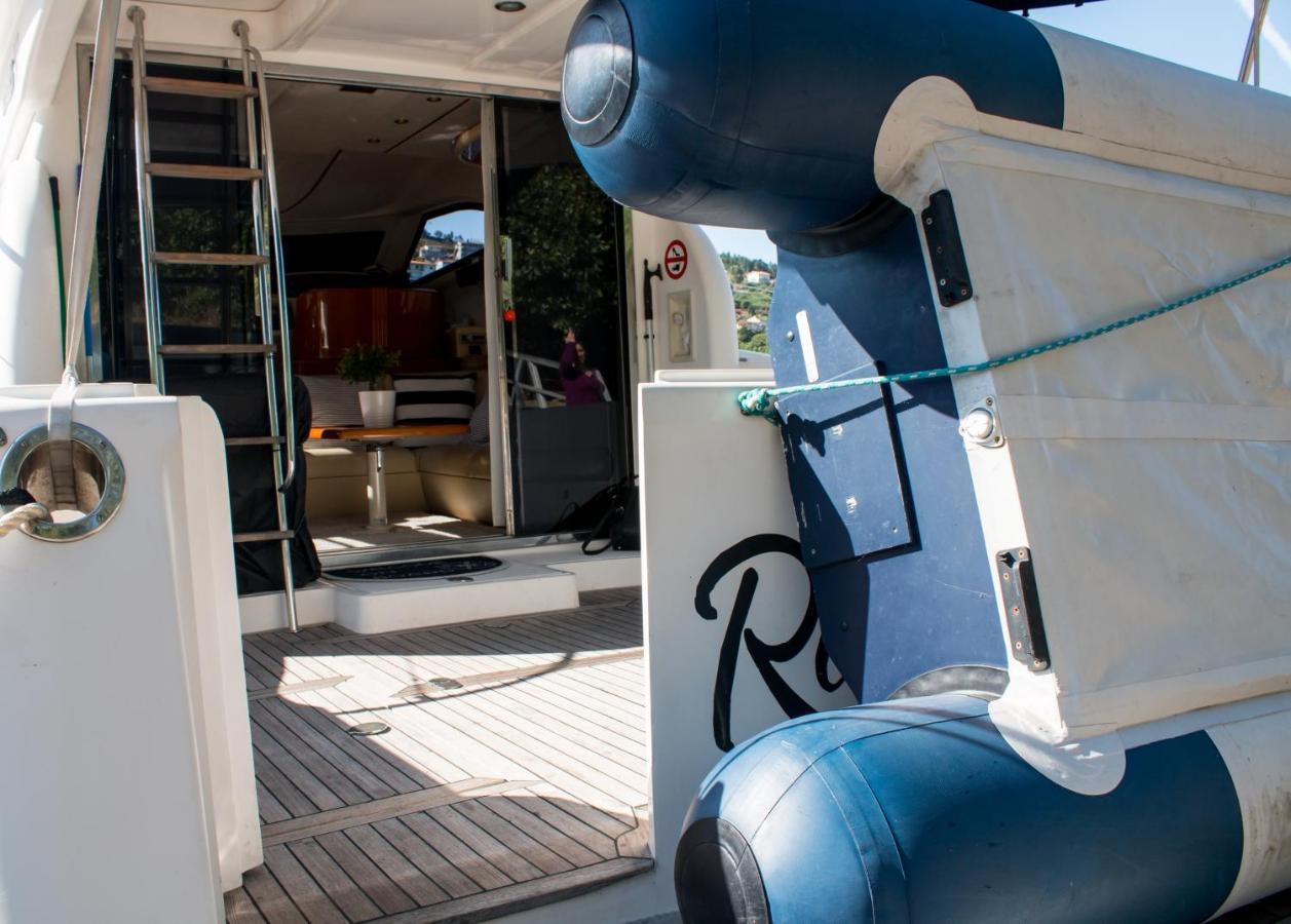 Aquadouro Yacht Radames - Sleep Boat Experience 호텔 카스텔루 지 파이바 외부 사진