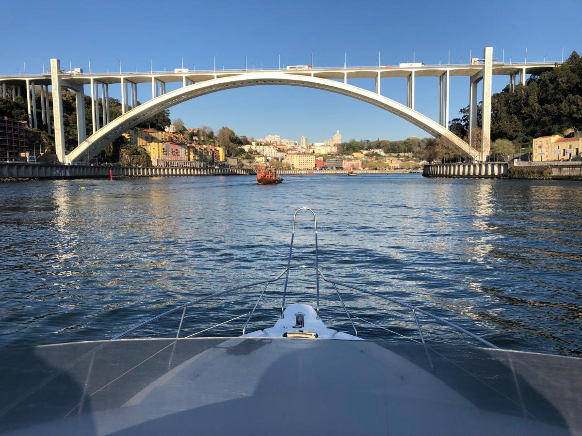 Aquadouro Yacht Radames - Sleep Boat Experience 호텔 카스텔루 지 파이바 외부 사진