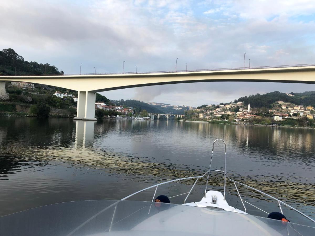 Aquadouro Yacht Radames - Sleep Boat Experience 호텔 카스텔루 지 파이바 외부 사진
