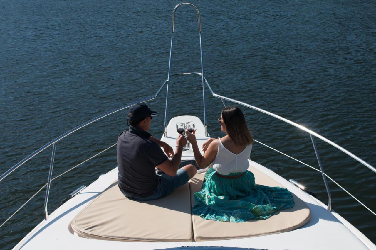 Aquadouro Yacht Radames - Sleep Boat Experience 호텔 카스텔루 지 파이바 외부 사진
